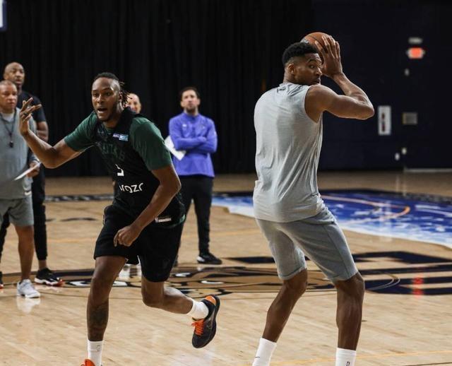 关于关键时刻密尔沃基雄鹿备战NBA总决赛深圳男篮状态回暖备战意甲之后，今晚明尼苏达森林狼调整名单以备法国杯的信息